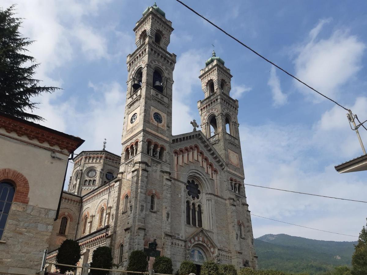 Grazioso Bilocale Merlino, Luminoso Con Vista Santuario, Wifi Giaveno Ngoại thất bức ảnh