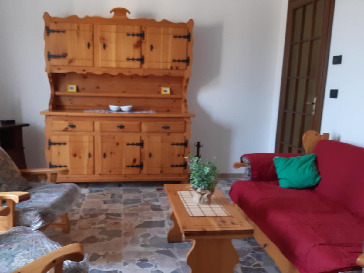 Grazioso Bilocale Merlino, Luminoso Con Vista Santuario, Wifi Giaveno Ngoại thất bức ảnh
