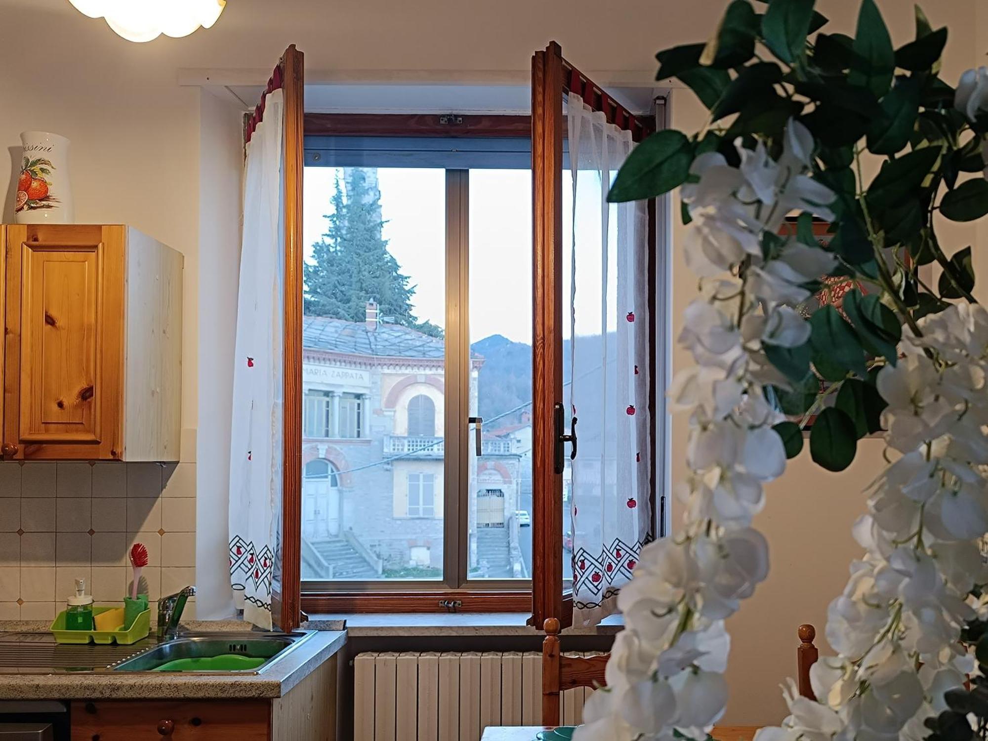 Grazioso Bilocale Merlino, Luminoso Con Vista Santuario, Wifi Giaveno Ngoại thất bức ảnh