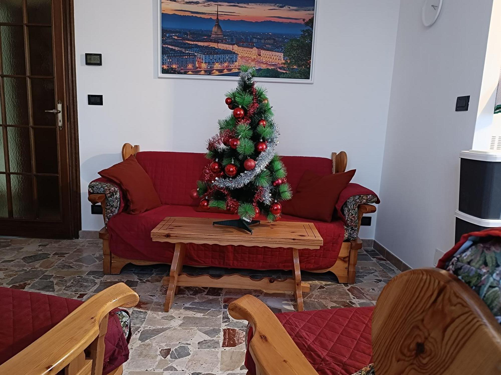 Grazioso Bilocale Merlino, Luminoso Con Vista Santuario, Wifi Giaveno Ngoại thất bức ảnh