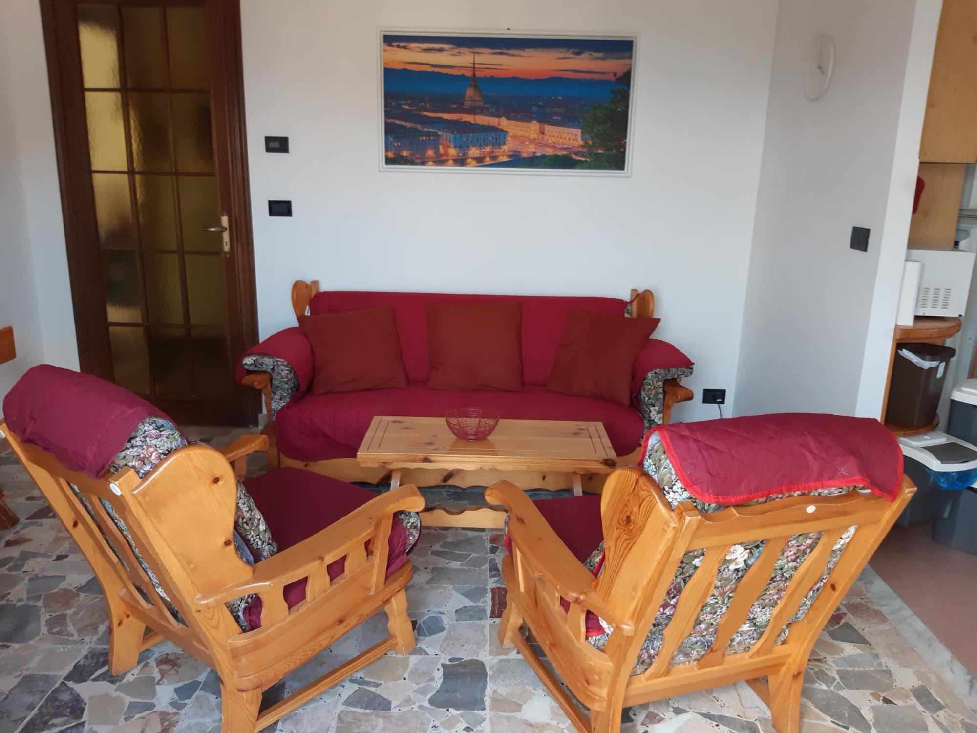Grazioso Bilocale Merlino, Luminoso Con Vista Santuario, Wifi Giaveno Ngoại thất bức ảnh